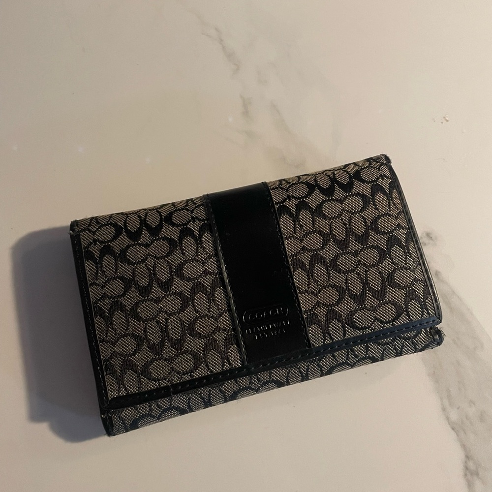 Vintage Coach Black and gray Signature monogram Wallet